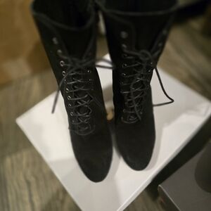 Chic Black Lace-Up Women's Boots